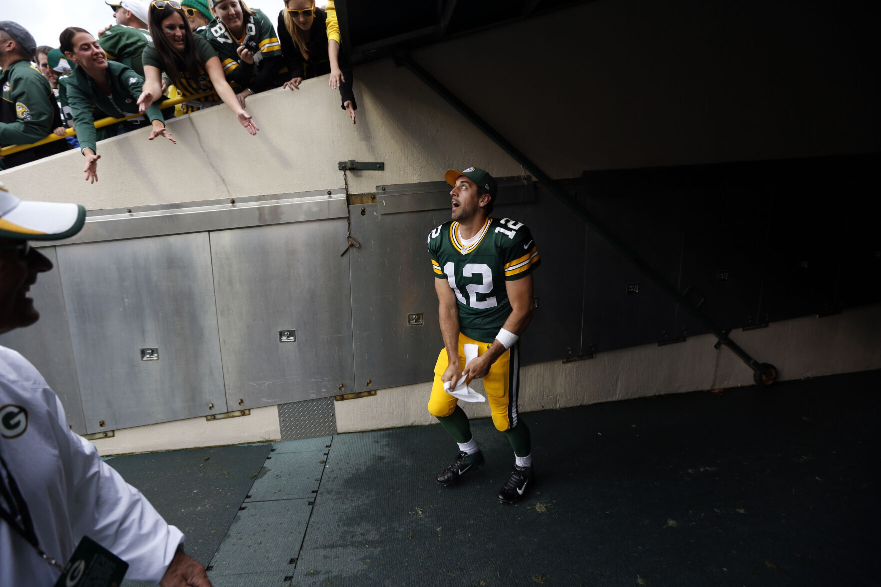 2013: Aaron Rodgers throws for career-high 480 yards in win over Washington